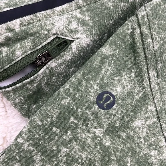 Lululemon Green Jogger Athletic Pants - Picture 5 of 5